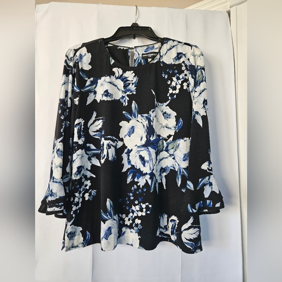 Karl Lagerfeld Paris floral ruffle sleeve blouse size medium‎ - Picture 1 of 4